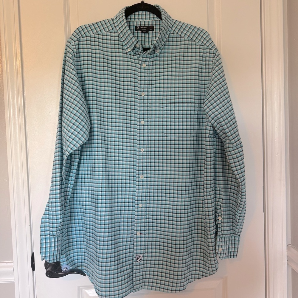 Daniel Cremieux Men’s Blue Checkered Button Up XLT Shirt